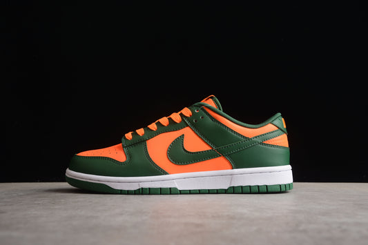 Nike Dunk Low Retro
Miami Hurricanes