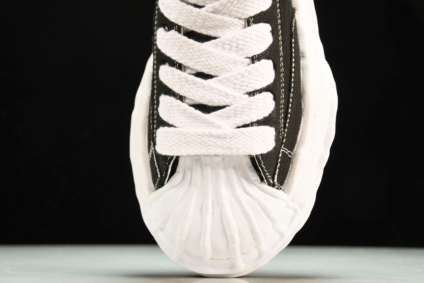 Maison MIHARA YASUHIRO
Blakey low-top (B&W)