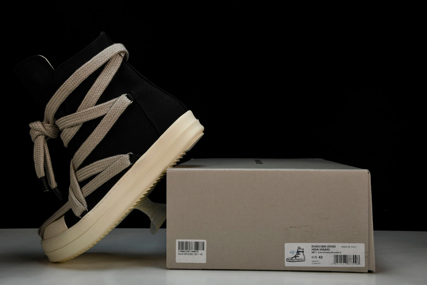 Rick Owens
Jumbo mega-laced sneaker boots