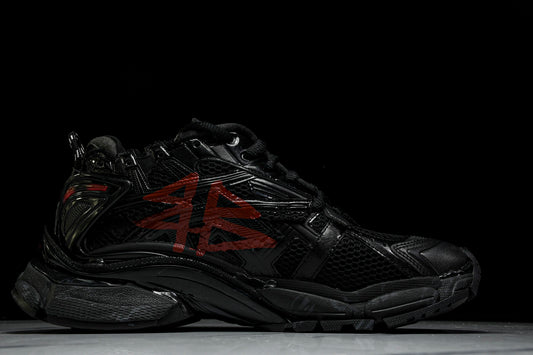 Balenciaga
Runner Graffiti (B&R)