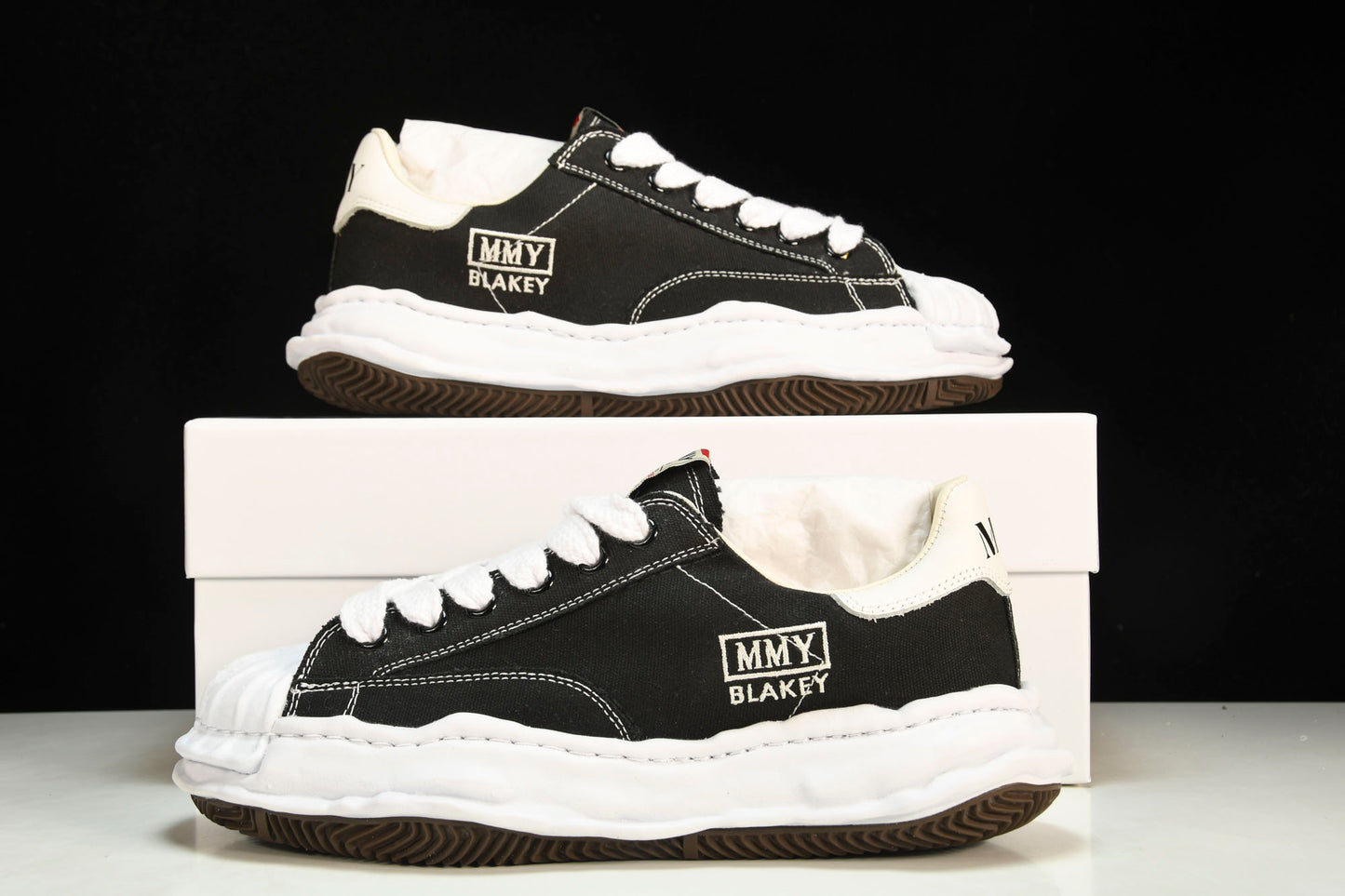 Maison MIHARA YASUHIRO
Blakey low-top (B&W)
