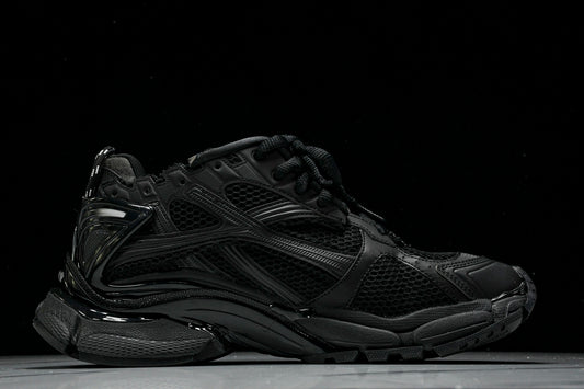 Balenciaga
Runner chunky low-top sneakers