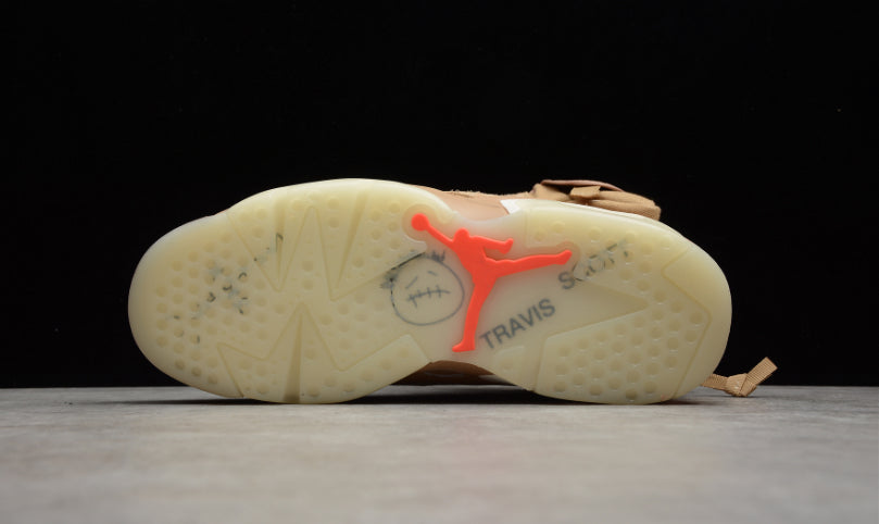 Jordan 6 Retro
Travis Scott British Khaki