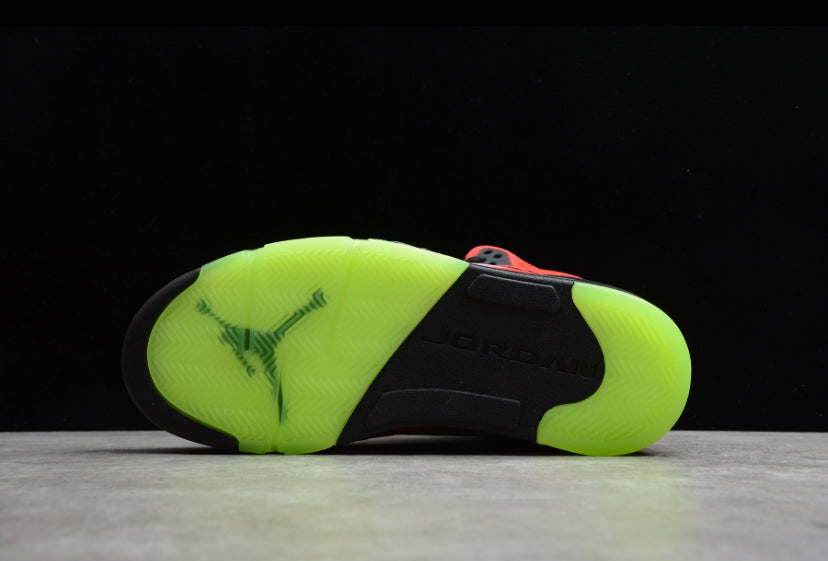 Jordan 5 Retro
What The