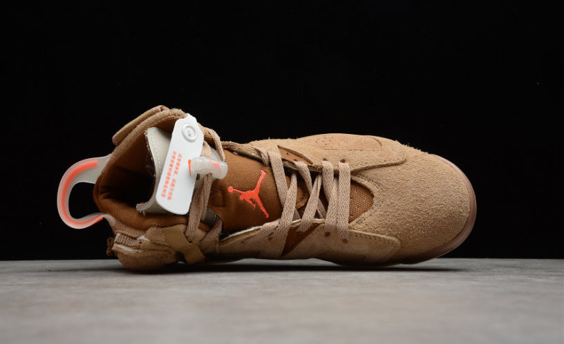 Jordan 6 Retro
Travis Scott British Khaki