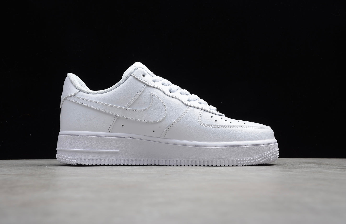 Nike Air Force 1 '07