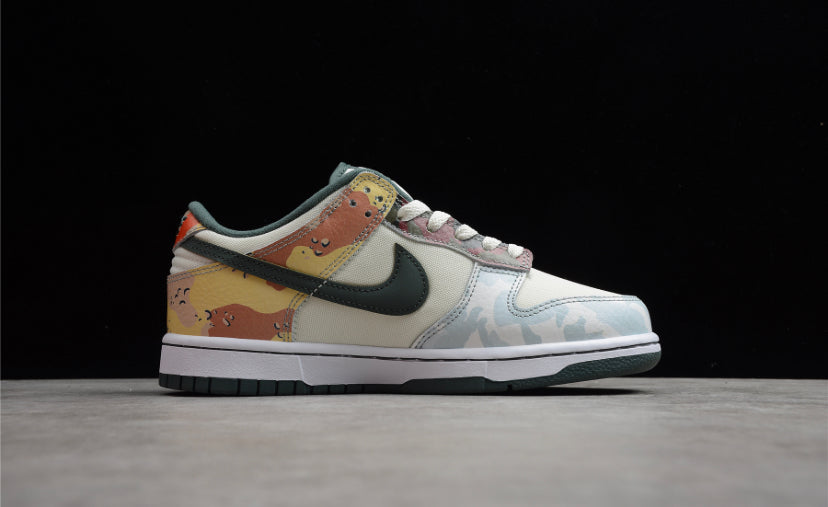 NIKE DUNK LOW SE ‘SAIL MULTI-CAMO’