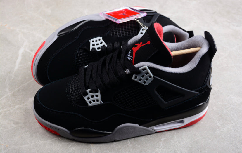 Jordan 4 Retro Bred (2019)