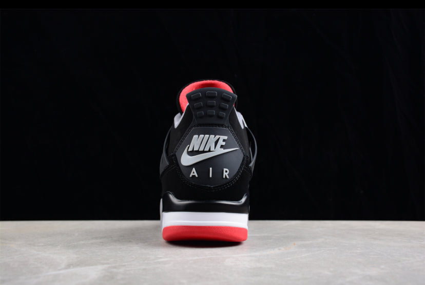 Jordan 4 Retro Bred (2019)