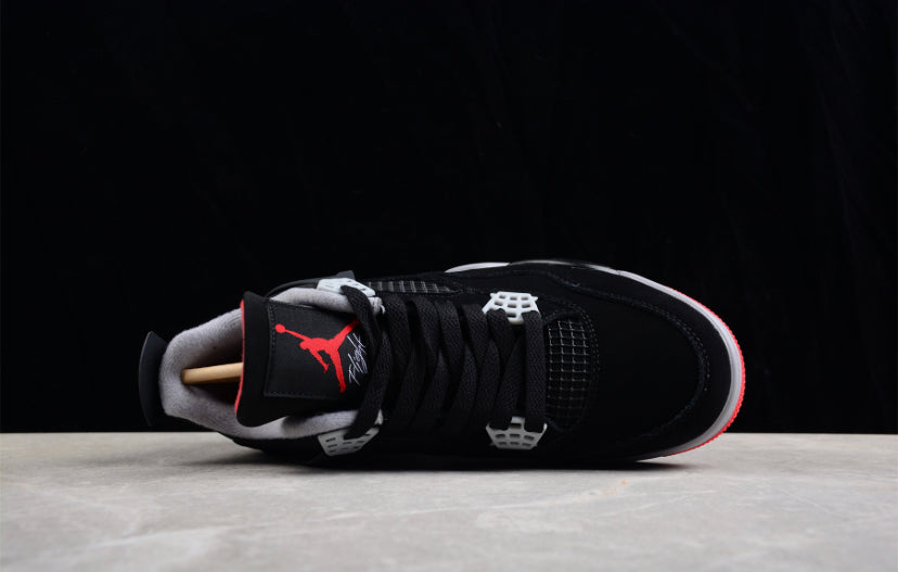 Jordan 4 Retro Bred (2019)
