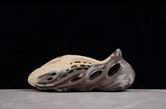adidas Yeezy Foam RNNR MX Cream Clay