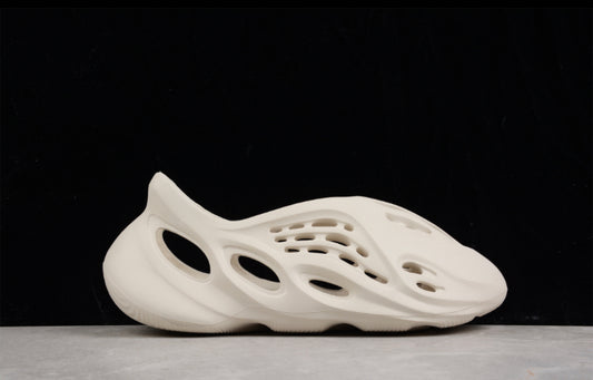 adidas Yeezy Foam RNNR Ararat (2020/2022)