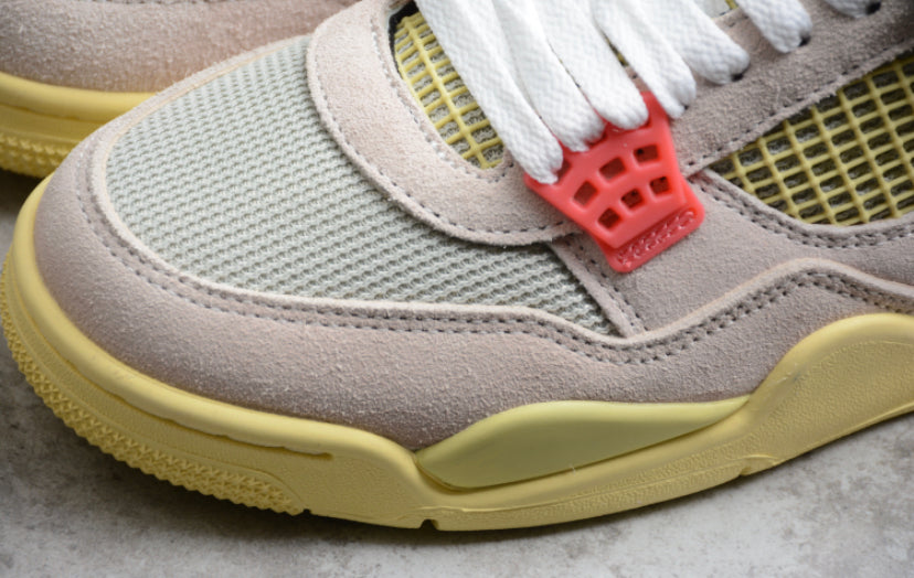 Jordan 4 Retro Union Guava ice
