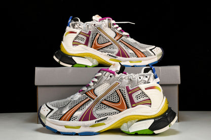 Balenciaga
Runner sneakers