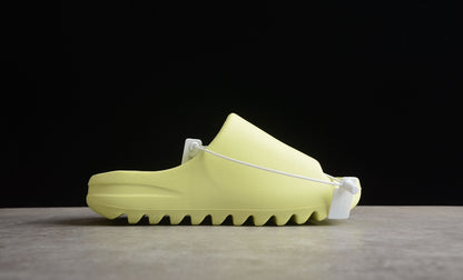 adidas Yeezy Slide
Glow Green