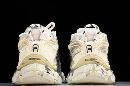 Balenciaga
Runner Graffiti sneakers