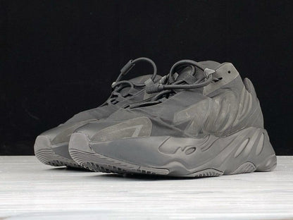 adidas Yeezy Boost 700 MNVN