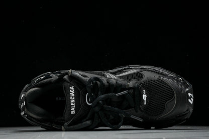 Balenciaga
Runner chunky low-top sneakers