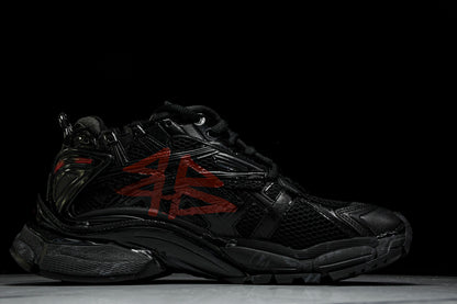 Balenciaga
Runner Graffiti (B&R)