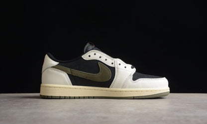 Jordan 1 Retro Low OG SP
Travis Scott Olive