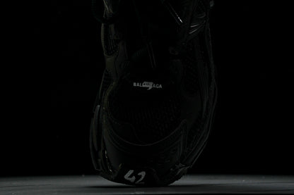 Balenciaga
Runner chunky low-top sneakers