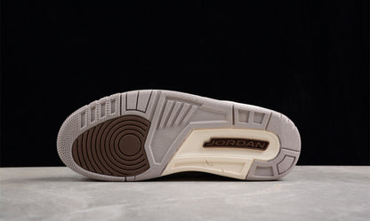 Jordan 3 Retro
Palomino