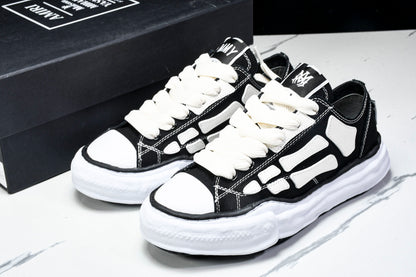 AMIRI MMY Bones (B&W)