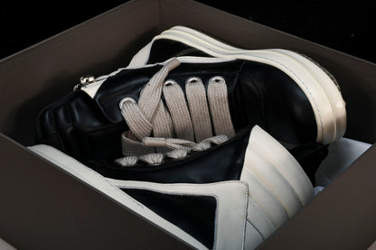 Rick Owens
Leather high-top sneakers