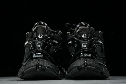 Balenciaga
Runner chunky low-top sneakers