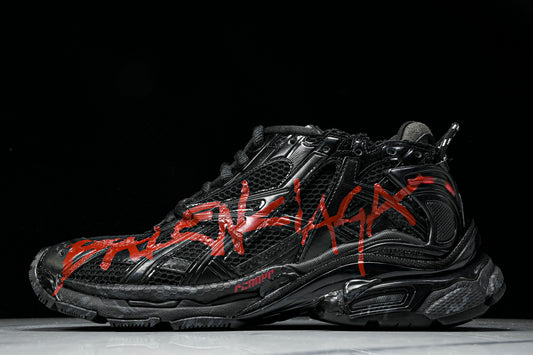 Balenciaga
Runner Graffiti (B&R)