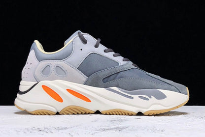 adidas Yeezy Boost 700
Wave Runner