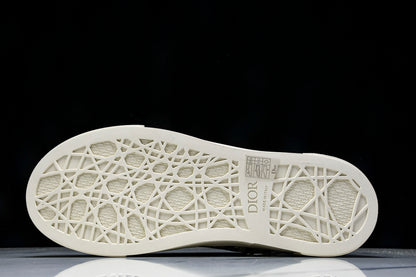 B33 Spin sneaker limited and numbered edition