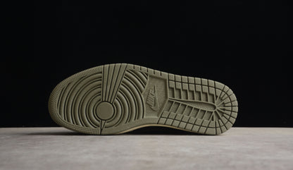 Jordan 1 Retro Low OG SP
Travis Scott Olive