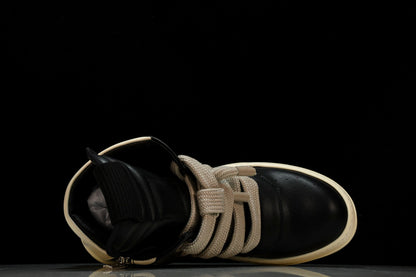 Rick Owens
Leather high-top sneakers