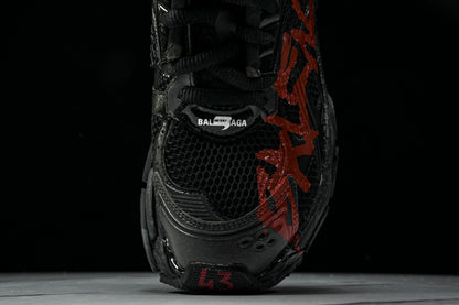 Balenciaga
Runner Graffiti (B&R)