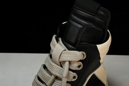Rick Owens
Leather high-top sneakers