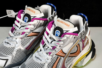 Balenciaga
Runner sneakers