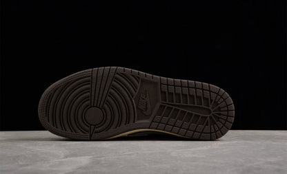 Jordan 1 Retro Low OG SP Travis Scott Reverse Mocha