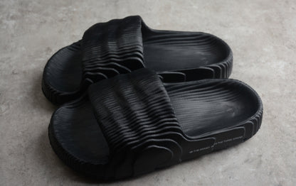 Adidas Adilette 22 Slides Carbon