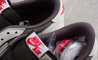 Jordan 1 Retro Low OG SP Travis Scott Reverse Mocha