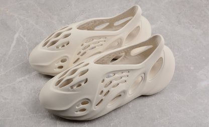 adidas Yeezy Foam RNNR Ararat (2020/2022)