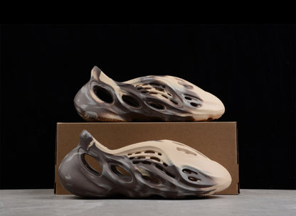 adidas Yeezy Foam RNNR MX Cream Clay