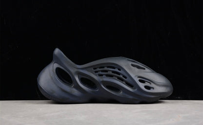 adidas Yeezy Foam RNNR Mineral Blue