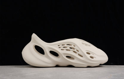 adidas Yeezy Foam RNNR Ararat (2020/2022)