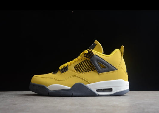 Jordan 4 Retro Lightning (2021)