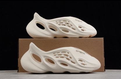 adidas Yeezy Foam RNNR Ararat (2020/2022)