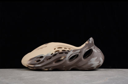adidas Yeezy Foam RNNR MX Cream Clay