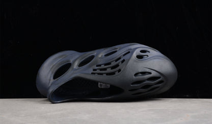 adidas Yeezy Foam RNNR Mineral Blue